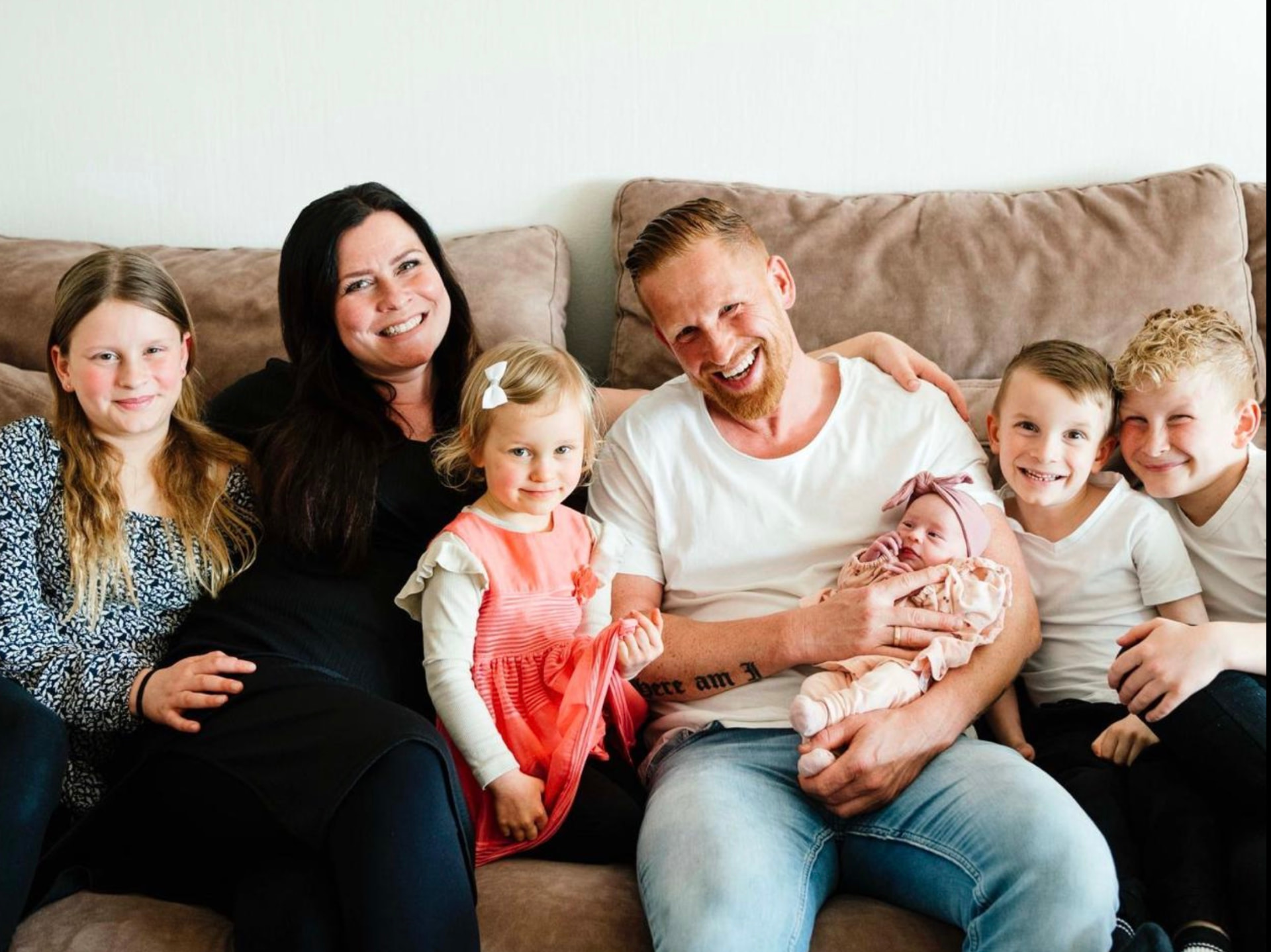 Robert en Isabelle Bron met hun gezin